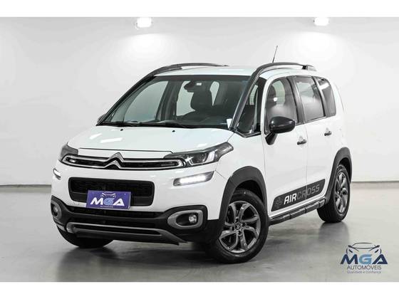 CITROËN AIRCROSS 1.6 SHINE 16V FLEX 4P AUTOMÁTICO CITROËN AIRCROSS 1.6 SHINE 16V FLEX 4P AUTOMÁTICO